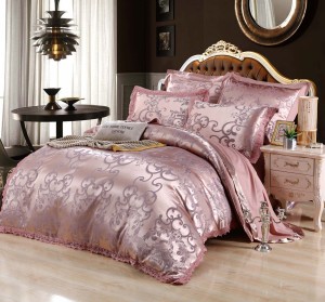 Оренбургская область - Гай -  2019 - Стильное постельное белье из жаккарда с вышивкой