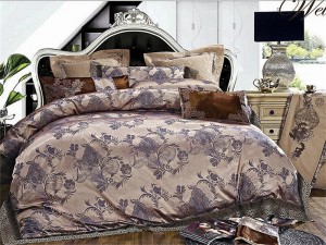 Оренбургская область - Гай -  2019 - Постельное с вышивкой из жаккарда