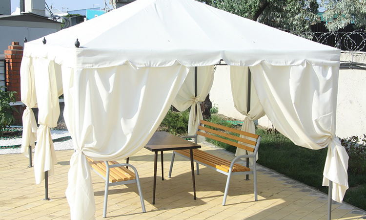 отели рядом с  морем - цены