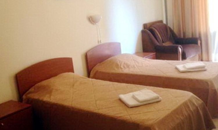 жилье у моря с бассейном