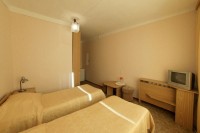 Алушта - Гостиничные комплексы 2019 - номер гостиницы отель - Алушта - Гостиничные комплексы 2019 - одноместный номер в гостинице