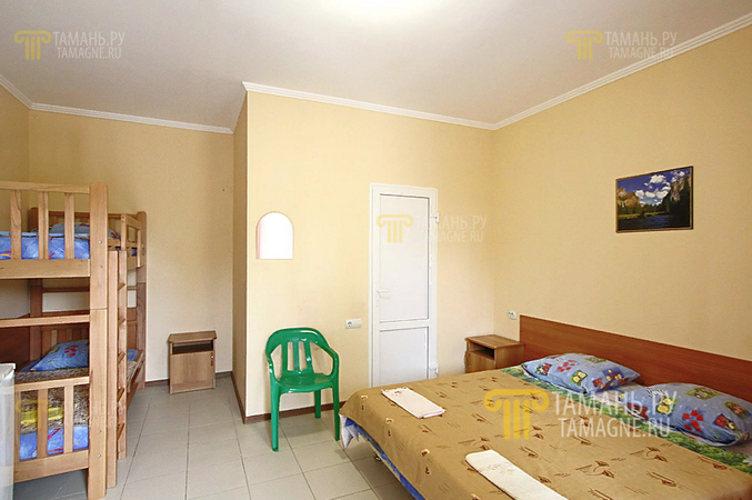 отдых - туристы на море