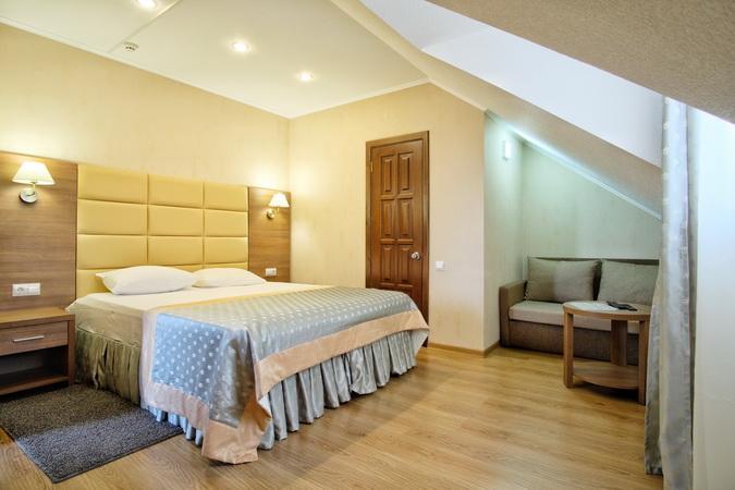 отели и гостевые дома