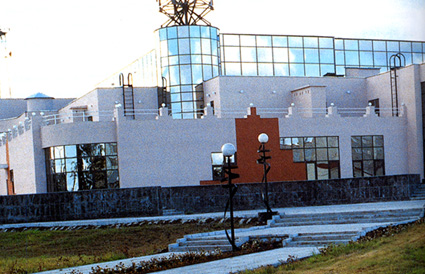 Ледовый дворец "Айсберг"