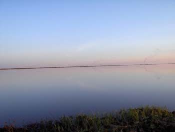 Озеро вечером