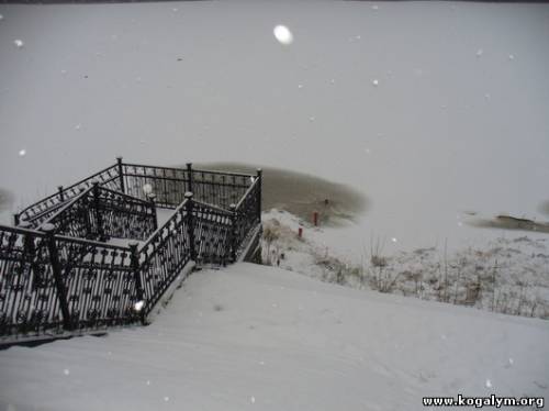 Спуск к реке