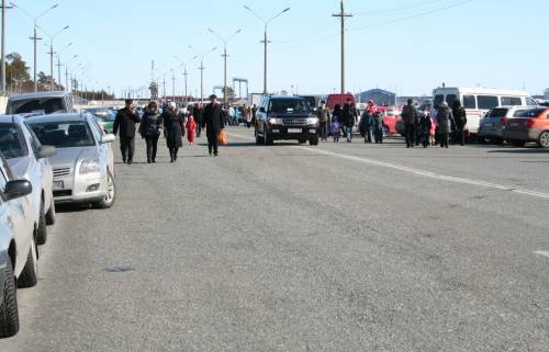 Для пешеходов движение разрешено